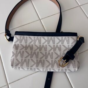 Michael Kors belt bag / crossbody pouch